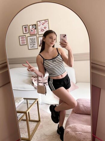 Full leaked Freyacollinsxx private onlyfans photo