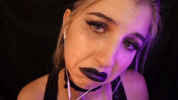 Full leaked Frivolousfox asmr page private onlyfans photo