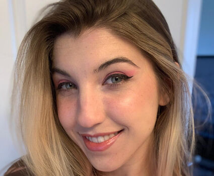 Full leaked Frivvifox private onlyfans photo