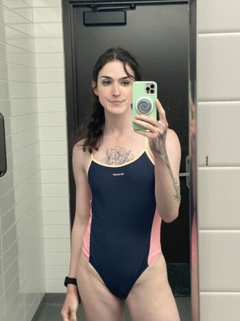 Full leaked Frogsgirls private onlyfans photo