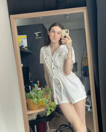 Full leaked Frogsgirls page private onlyfans photo