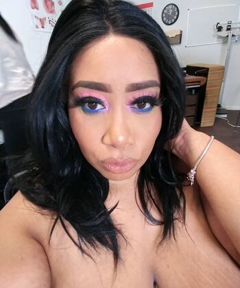 Full leaked Fromnikki private onlyfans photo