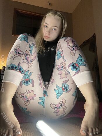 Full leaked Frostyworldbaby  page private onlyfans photo