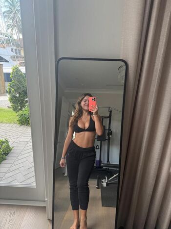 Full leaked Fuckella private onlyfans photo