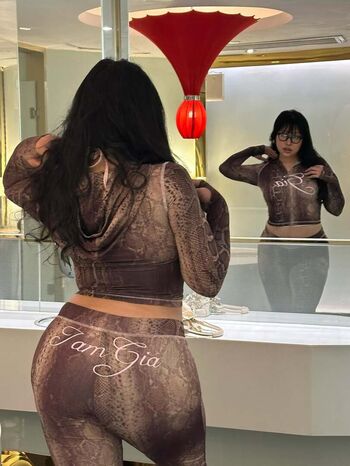 Full leaked Fulltimesugarmom private onlyfans photo