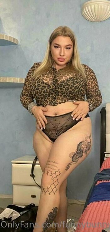 Full leaked Funnybunnykiss private onlyfans photo