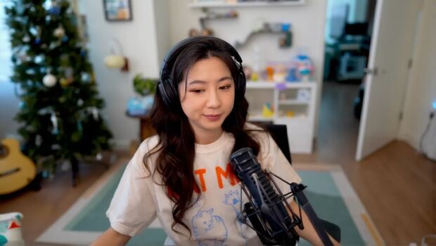 Full leaked Fuslie leslie private onlyfans photo