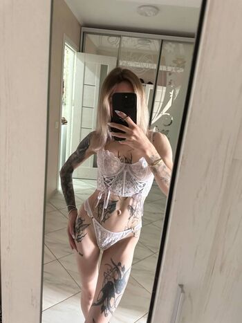 Full leaked Future star elizabeth page private onlyfans photo