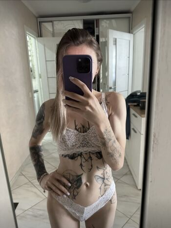 Full leaked Future star elizabeth page private onlyfans photo