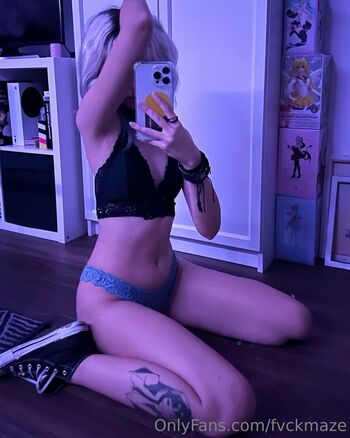 Full leaked Fvckzoe page private onlyfans photo