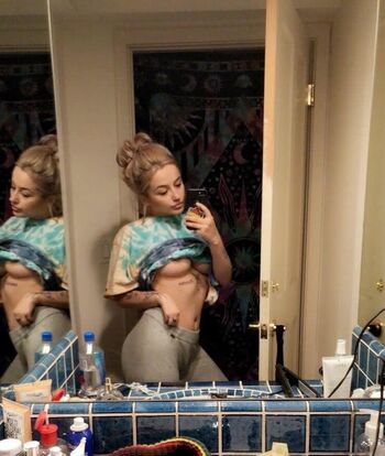 Full leaked Gatgirl  page private onlyfans photo