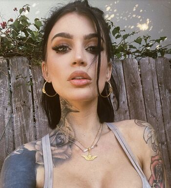 Full leaked Gabbilee private onlyfans photo