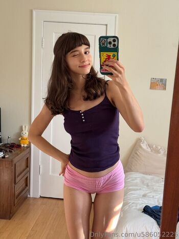 Full leaked Gabbyking private onlyfans photo