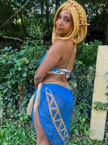 Full leaked Gabbylinda private onlyfans photo