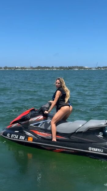 Full leaked Gabi martins  page private onlyfans photo