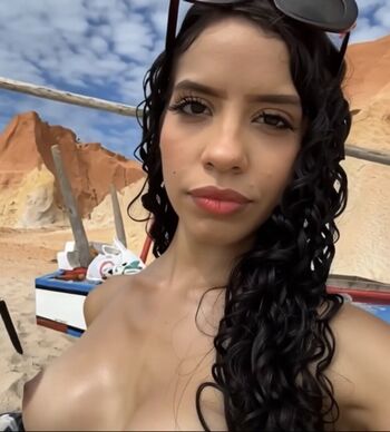 Full leaked Gabiii private onlyfans photo