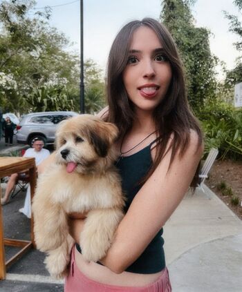 Full leaked Gabriela bee private onlyfans photo