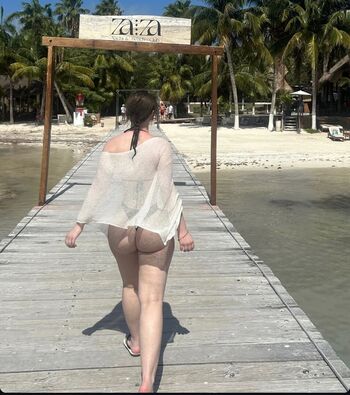 Full leaked Gabriela caat private onlyfans photo