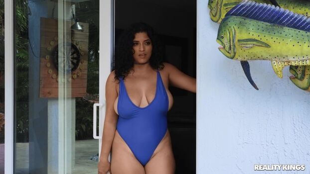 Full leaked Gabriela lopez private onlyfans photo