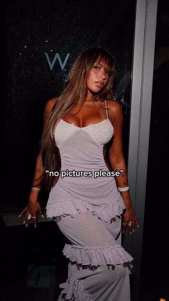 Full leaked Gabriela moura private onlyfans photo
