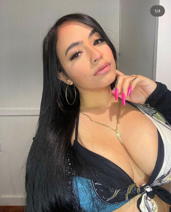 Full leaked Gabriela robles private onlyfans photo