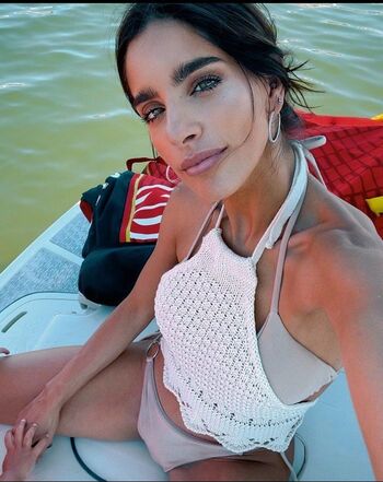 Full leaked Gabriela sari private onlyfans photo