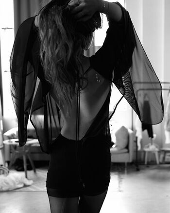 Full leaked Gabriella lester private onlyfans photo