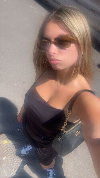 Full leaked Gaby zola  page private onlyfans photo