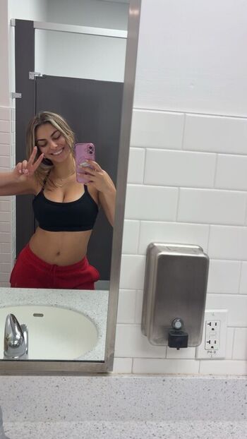Full leaked Gaby zola page private onlyfans photo