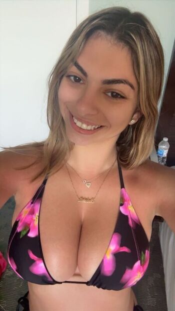 gaby_zola