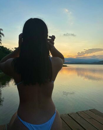 Full leaked Gabyzinharey private onlyfans photo