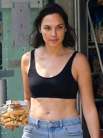 Full leaked Gal gadot private onlyfans photo