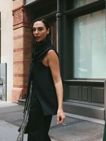 Full leaked Gal gadot page private onlyfans photo