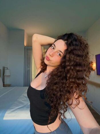 Full leaked Gal gool private onlyfans photo