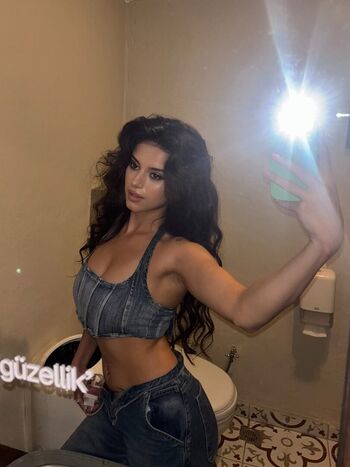 Full leaked Gamzzeyss page private onlyfans photo