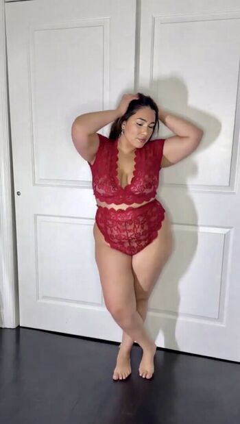 Full leaked Gapeachpawgmilf private onlyfans photo