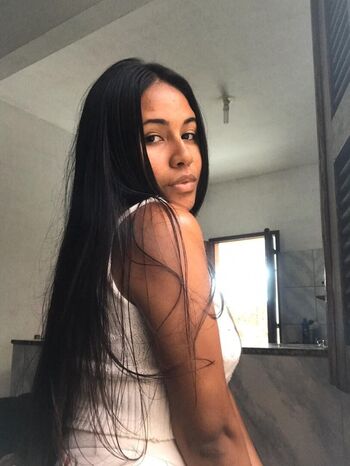 Full leaked Garotas indgenas private onlyfans photo