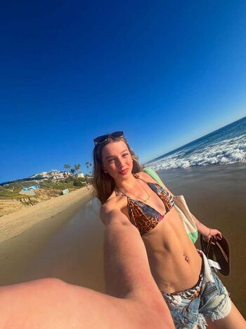 Full leaked Gbawls private onlyfans photo