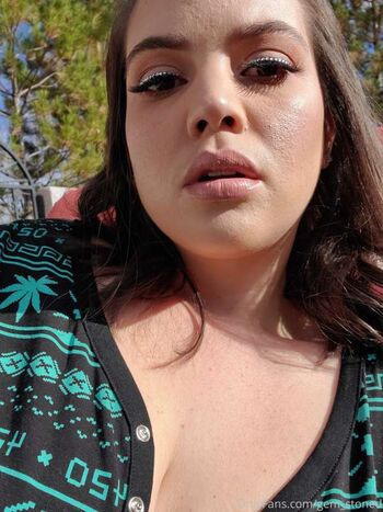 Full leaked Gem stoned private onlyfans photo