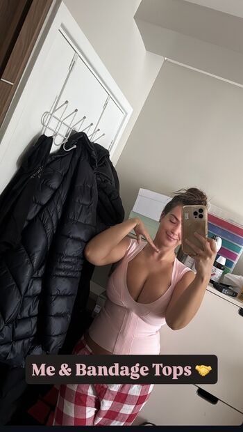 Full leaked Gena rexhapi private onlyfans photo