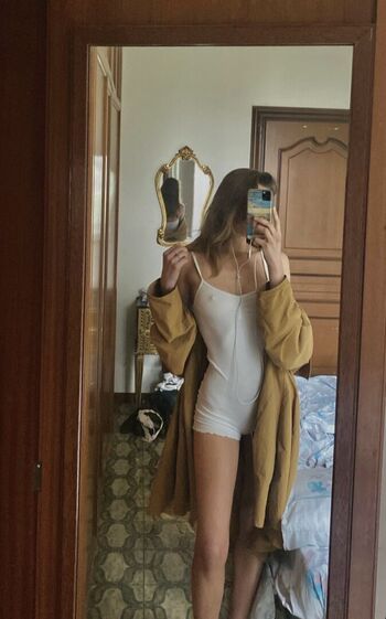 Full leaked Genevajuniper private onlyfans photo