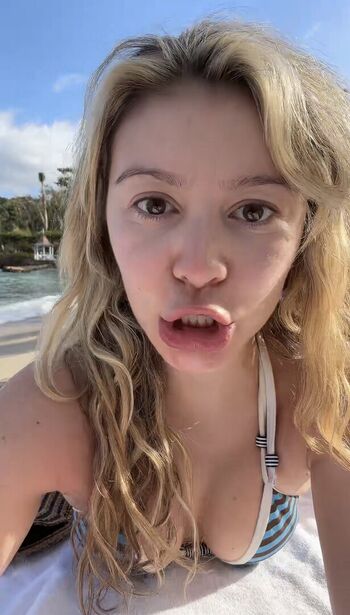 Full leaked Genevieve hannelius page private onlyfans photo