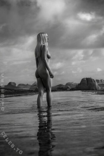 Full leaked Genevieve morton private onlyfans photo