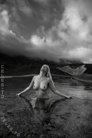 Full leaked Genevieve morton private onlyfans photo