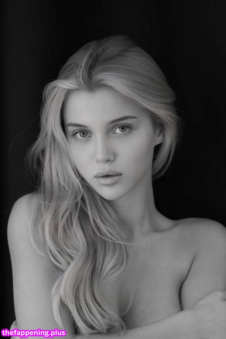 Elizaveta Stefanovna / Genlistef / jenandfreddie Φωτογραφία Γυμνών OnlyFans #24