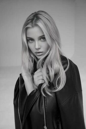 Full leaked Genlistef page private onlyfans photo