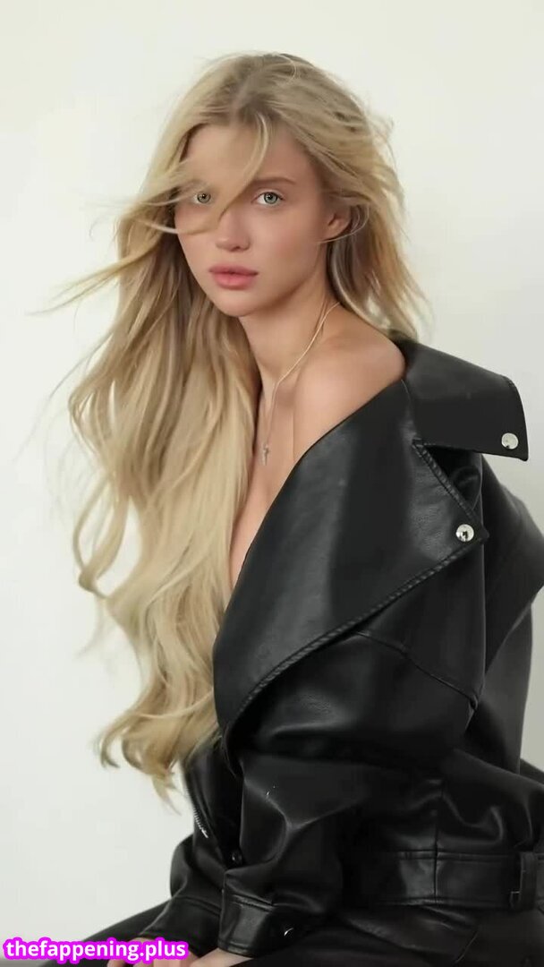 Elizaveta Stefanovna / Genlistef / jenandfreddie Naken OnlyFans Foto #94