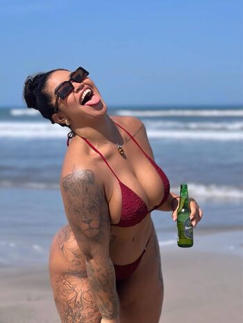 Full leaked Geyza private onlyfans photo