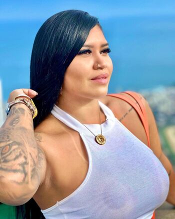 Full leaked Geyza private onlyfans photo