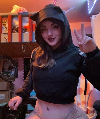 Full leaked Ghostieemuffinn private onlyfans photo